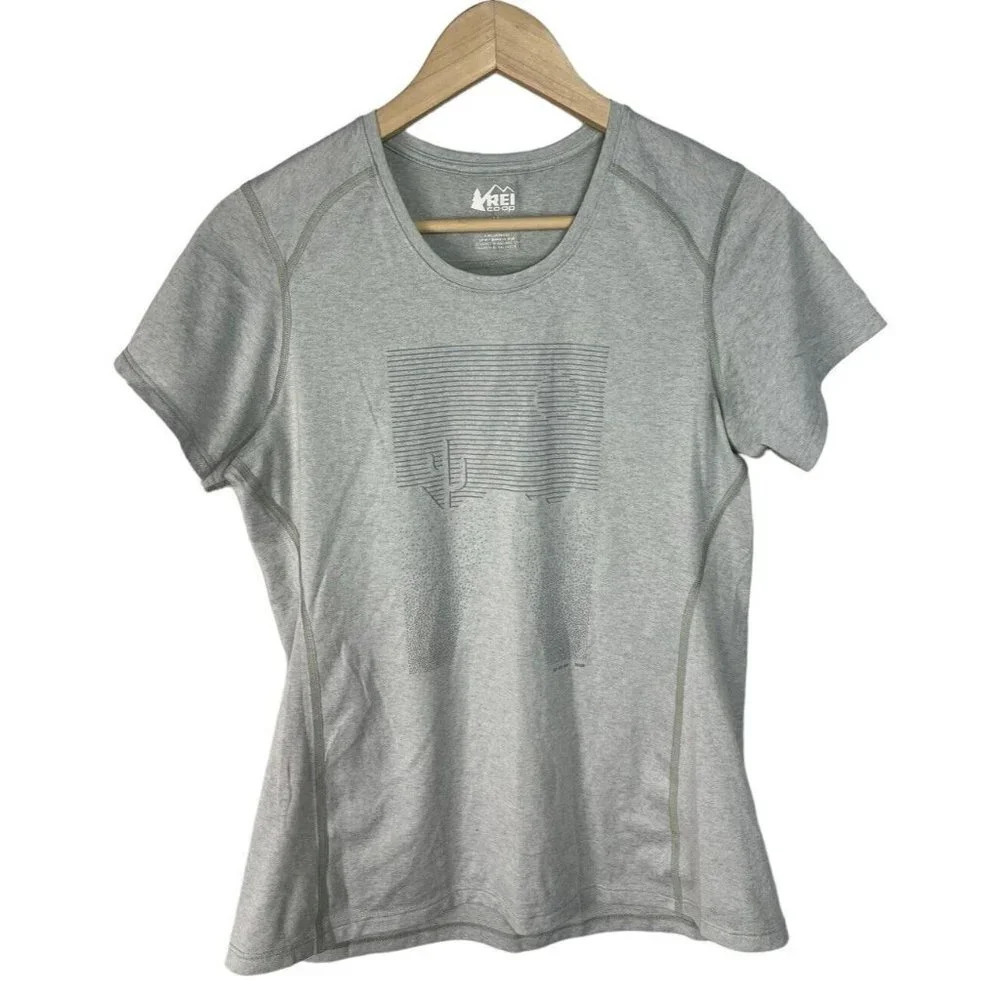Rei Co-op Green Desert Cactus T-shirt Size Medium Polyester Women’s